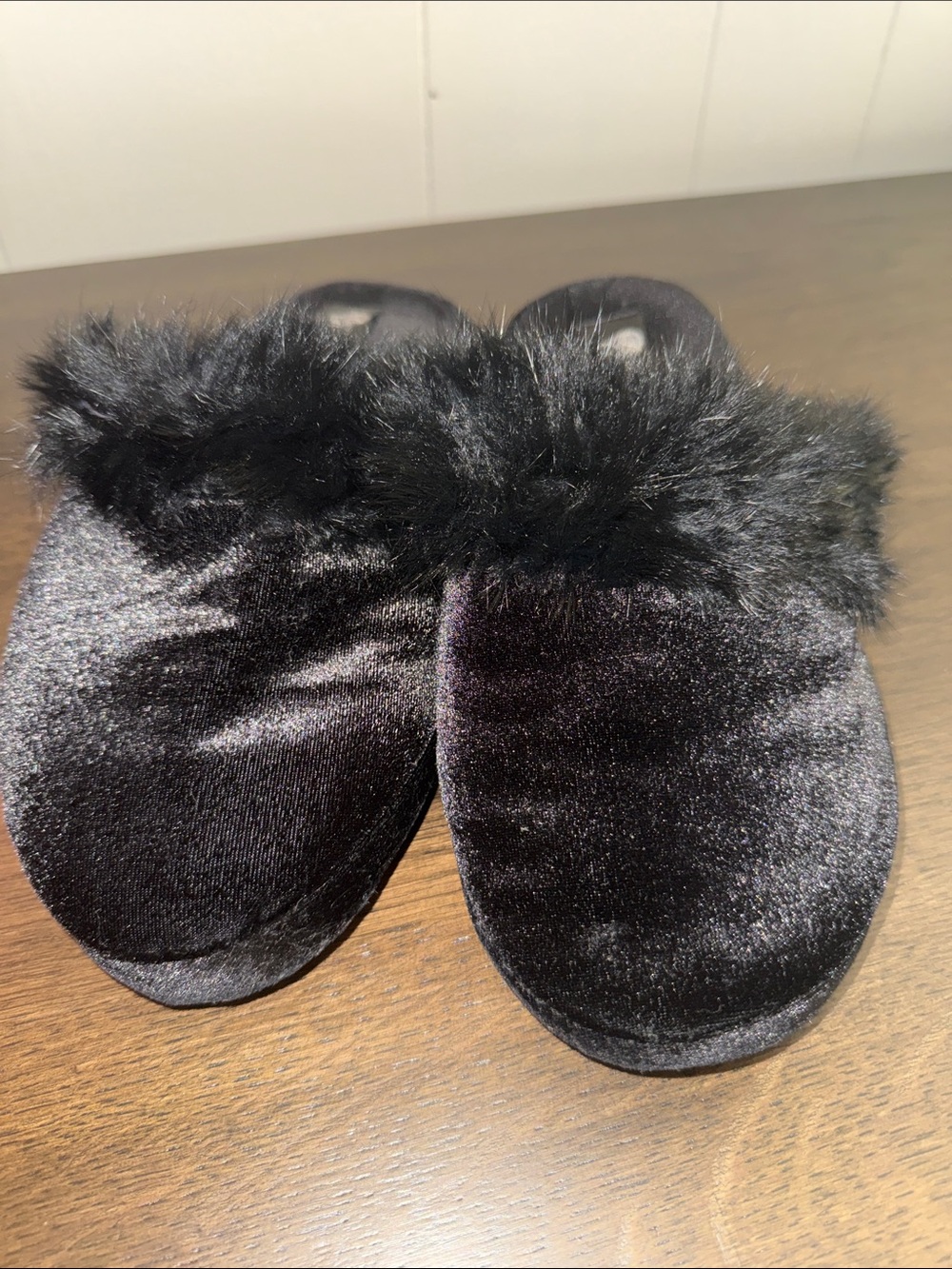 Black Faux-Fur Slide Slippers for Women
